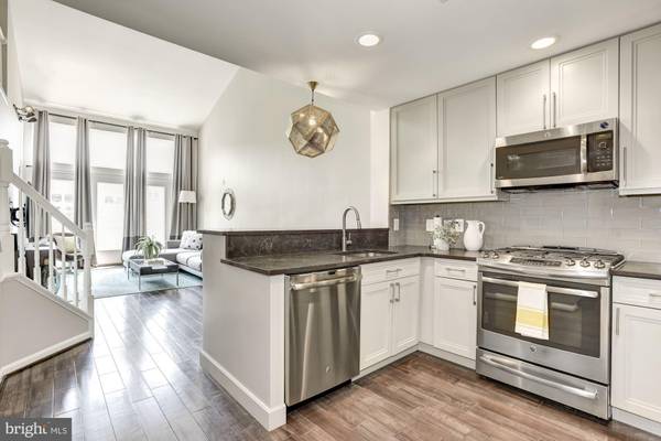 12000 MARKET ST #411, Reston, VA 20190