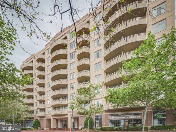 4801 FAIRMONT AVE #902, Bethesda, MD 20814