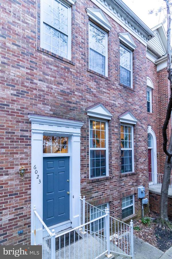 6023 RIDDLE WALK, Alexandria, VA 22312