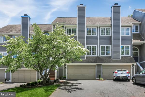 303 S VILLAGE LN, Chadds Ford, PA 19317