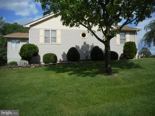 Hanover, PA 17331,99 LION DR