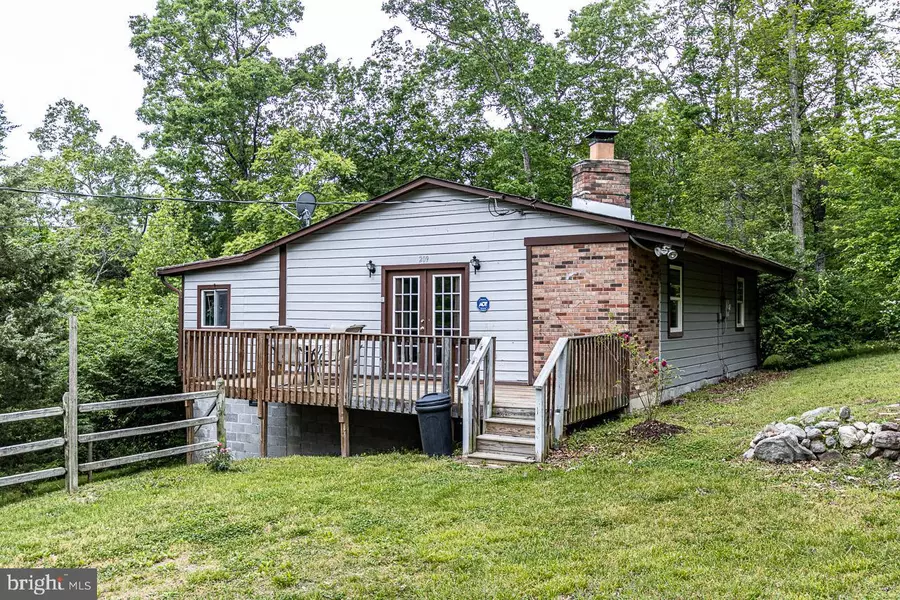 209 DEER LN, Luray, VA 22835