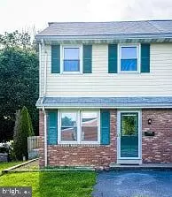 435 S MARKET AVE, Mount Joy, PA 17552