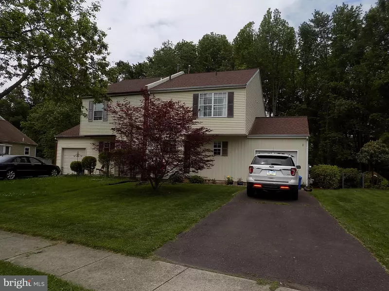 26 BOXWOOD LN, Langhorne, PA 19047