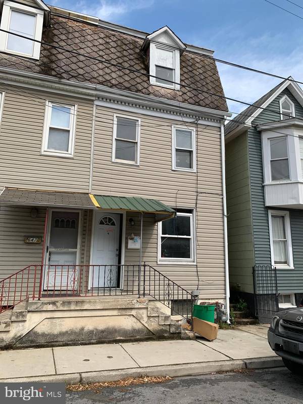 645 COLLEGE AVE, York, PA 17401