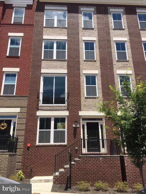 11696 SUNRISE SQUARE PL #18, Reston, VA 20191