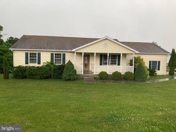 9 WRENWOOD LN, Berkeley Springs, WV 25411