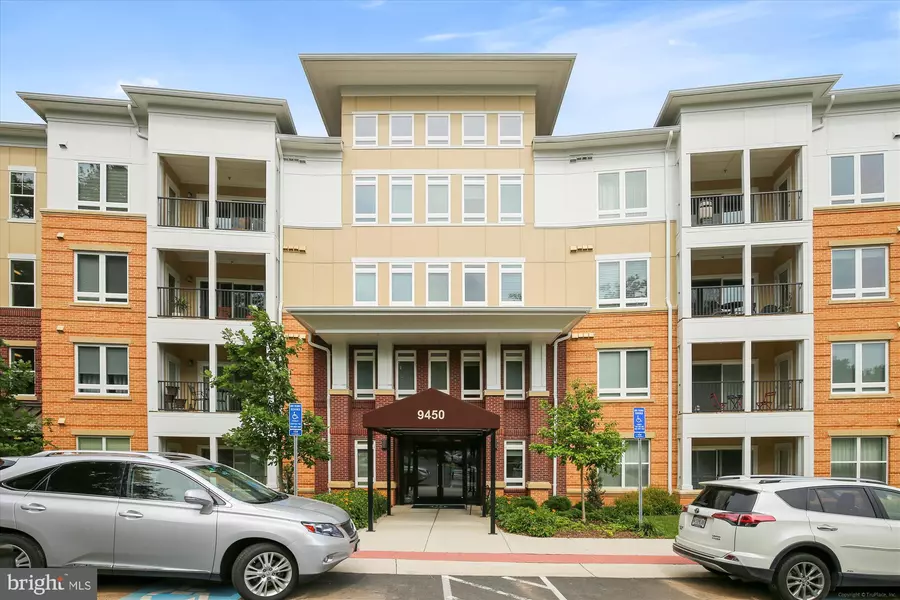 9450 SILVER KING CT #306, Fairfax, VA 22031