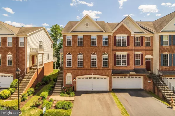 43399 BRIAR CREEK TER, Ashburn, VA 20147