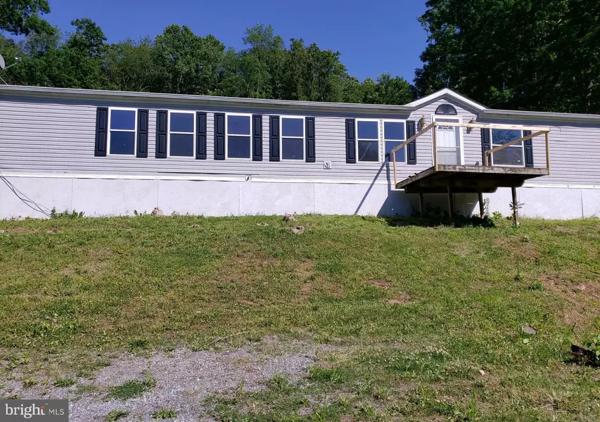 65 BARRETT LN, Hedgesville, WV 25427