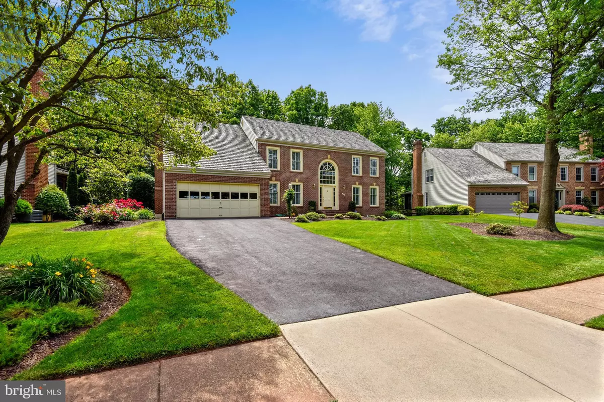 Herndon, VA 20171,2967 BROOK MILL CT