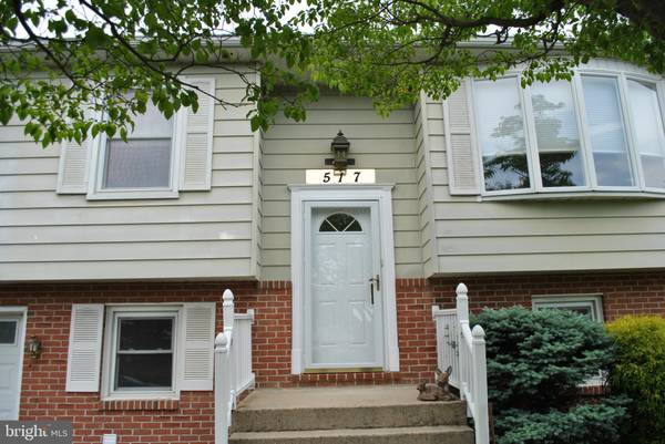 517 GLENN AVE, Mount Joy, PA 17552