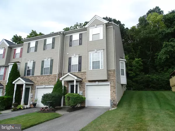 322 BRUAW DR, York, PA 17406