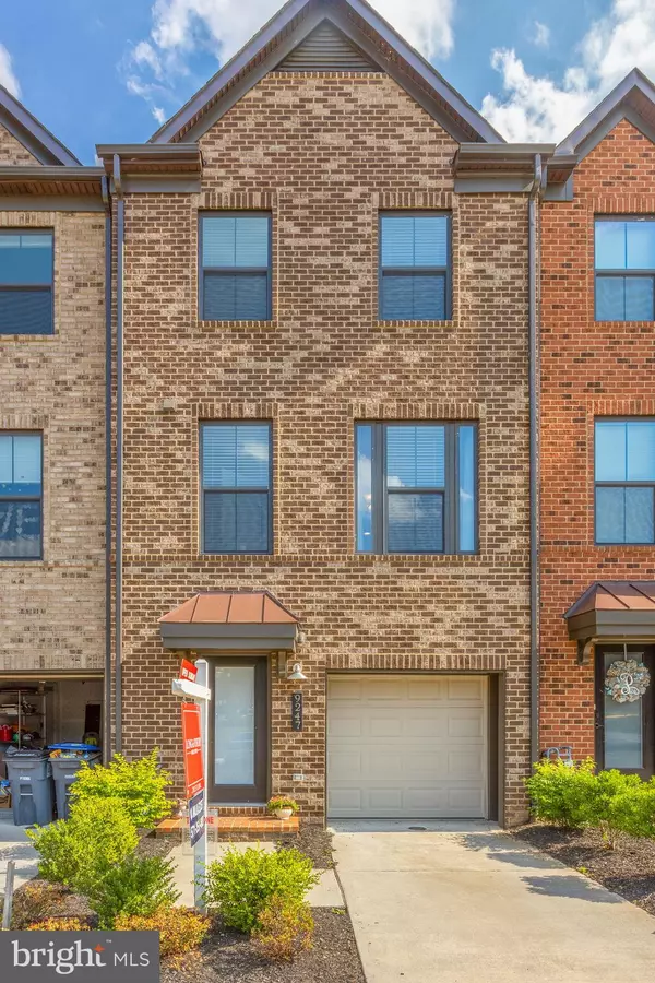 Fairfax, VA 22031,9247 WOOD VIOLET CT