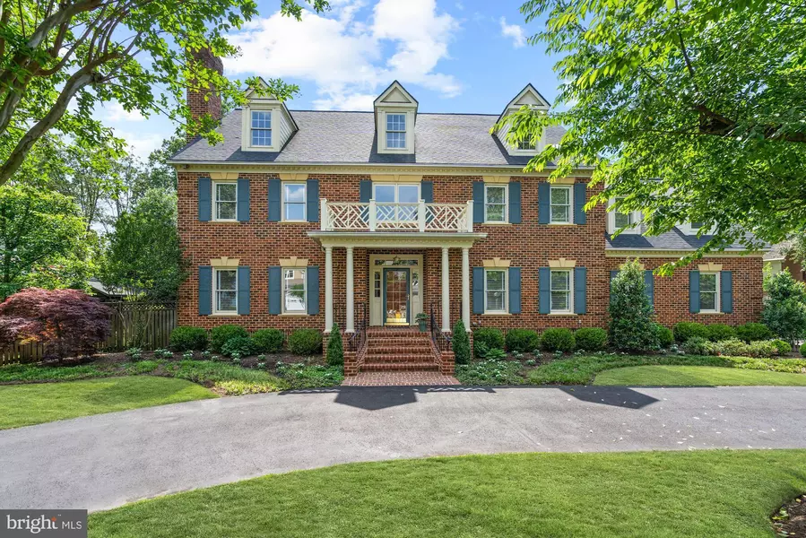 1544 HUNTING AVE, Mclean, VA 22102