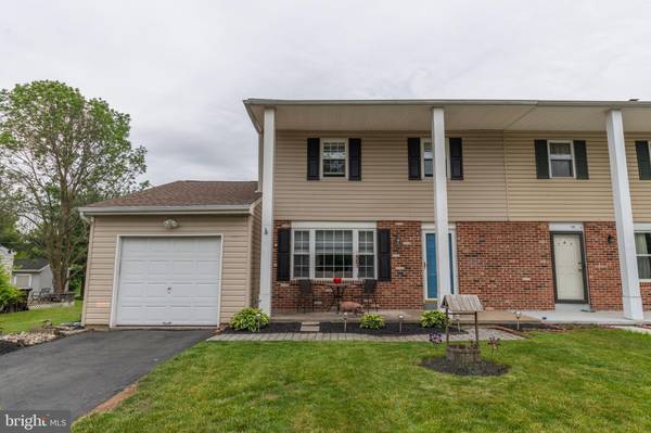 2810 TRUMAN DR, Hatfield, PA 19440