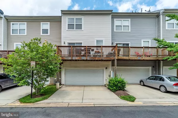 Ashburn, VA 20147,21762 DRAGONS GREEN SQ