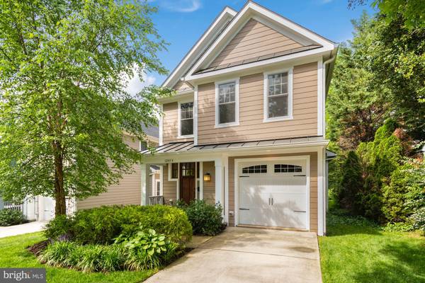 1205 B LINCOLN AVE, Falls Church, VA 22046