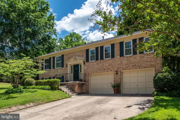 Fairfax, VA 22032,10055 MACLURA CT