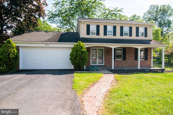 102 MAPLE ST, Dillsburg, PA 17019