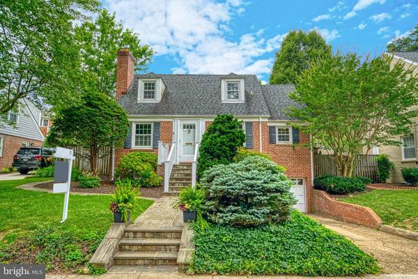 2504 VALLEY DR, Alexandria, VA 22302