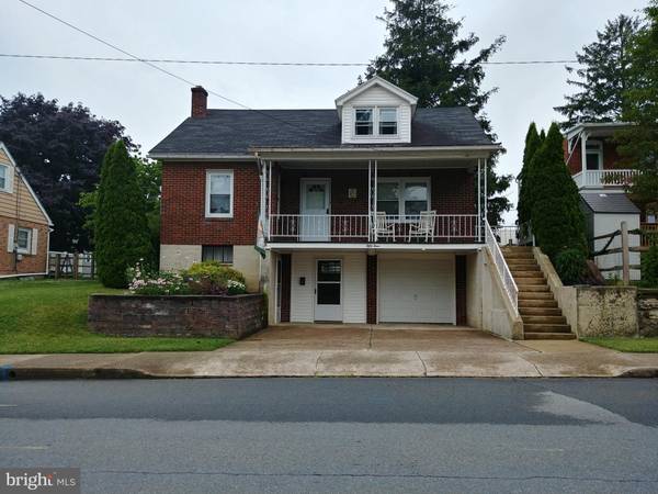 54 N 5TH ST, Hamburg, PA 19526