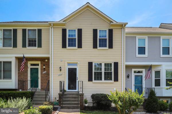 5856 WATERMARK CIR, Centreville, VA 20120