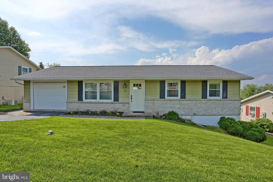 321 VISTA DR, Ephrata, PA 17522