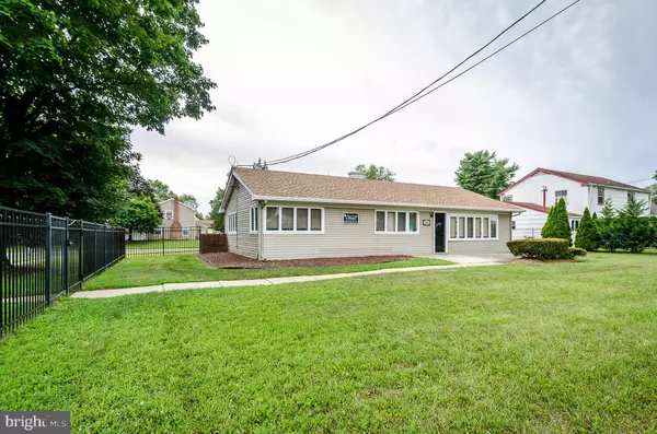 81 SOMERSET DR, Willingboro, NJ 08046