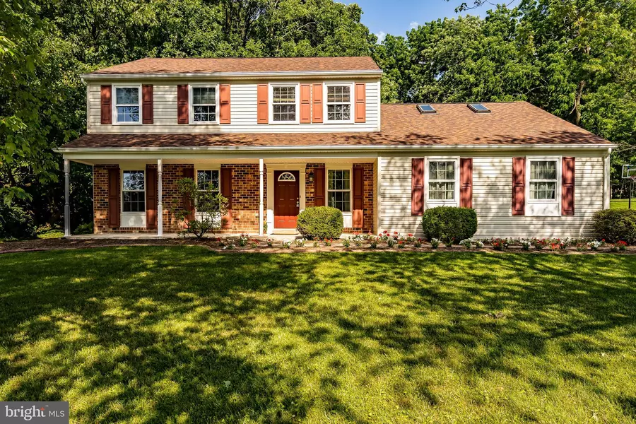 405 PINE CREEK RD, Exton, PA 19341