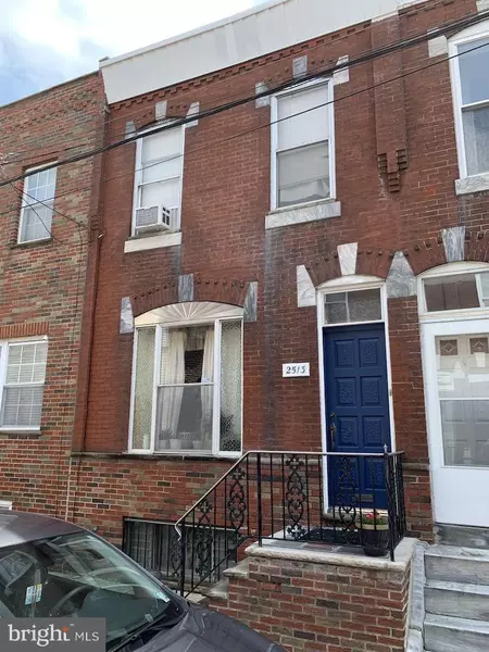 2513 S HICKS ST, Philadelphia, PA 19145