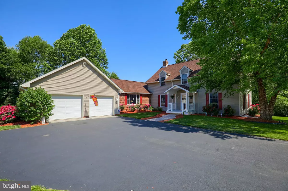 York, PA 17408,1126 SAINT ANDREWS CT