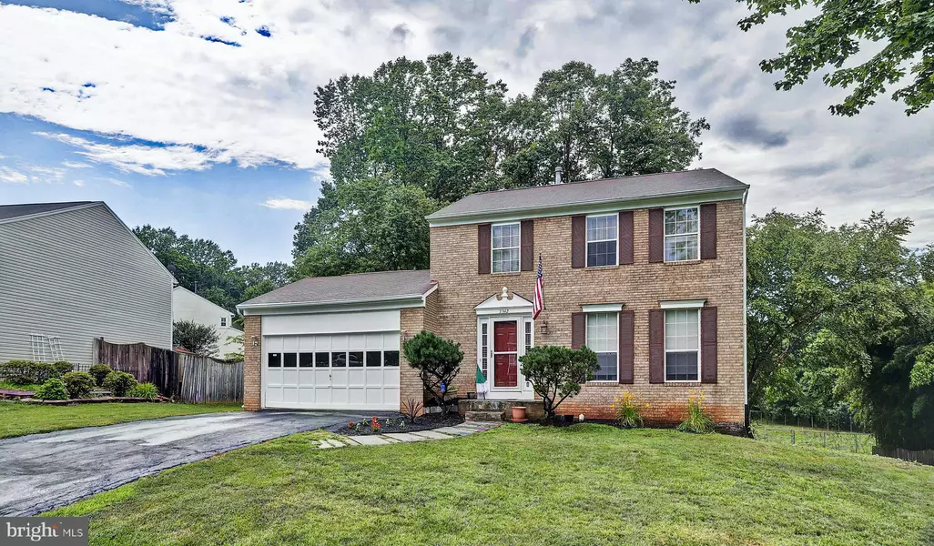 5342 SATTERFIELD DR, Woodbridge, VA 22193