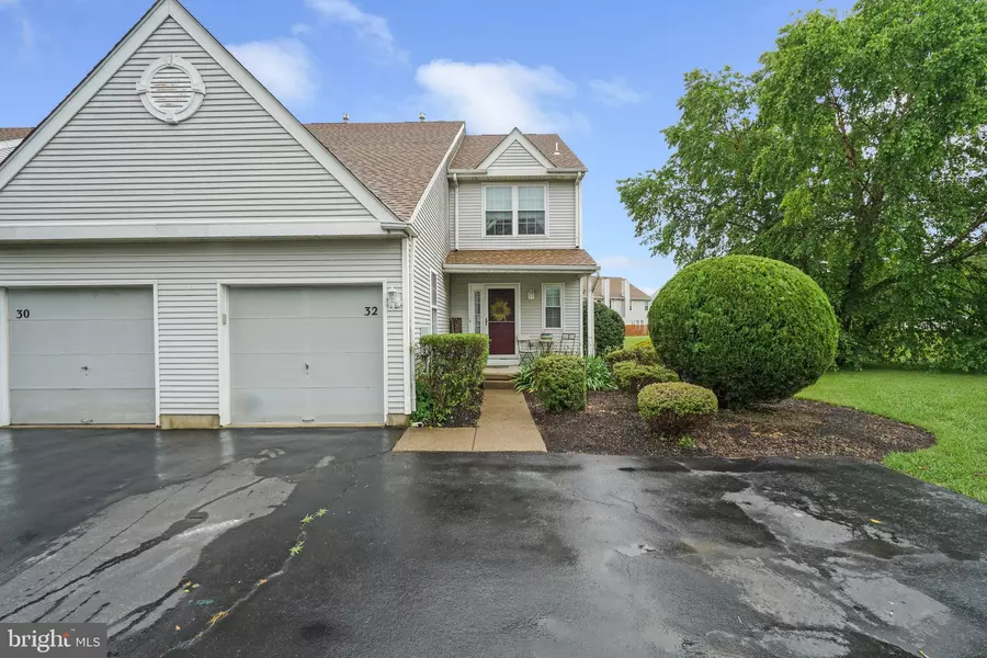 32 CYPRESS CT, Bordentown, NJ 08505