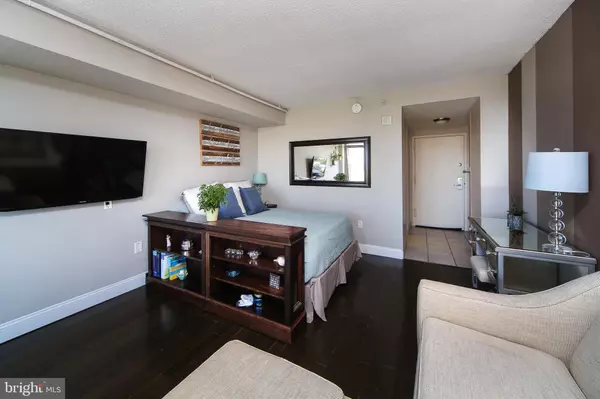 Philadelphia, PA 19130,2001 HAMILTON ST #2217