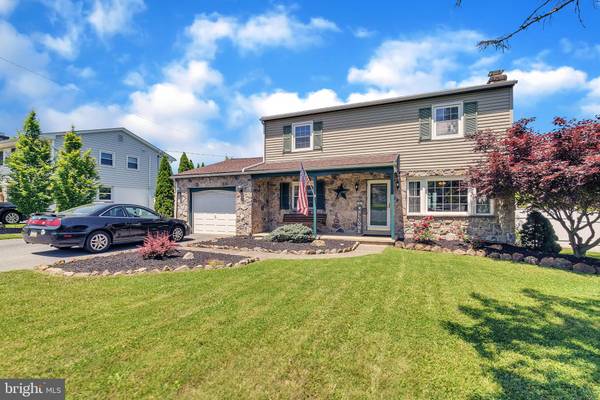 1809 W MINOR ST, Emmaus, PA 18049