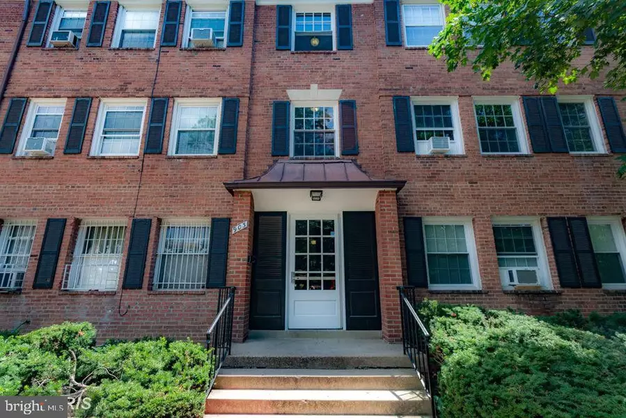 903 S FREDERICK ST #7, Arlington, VA 22204