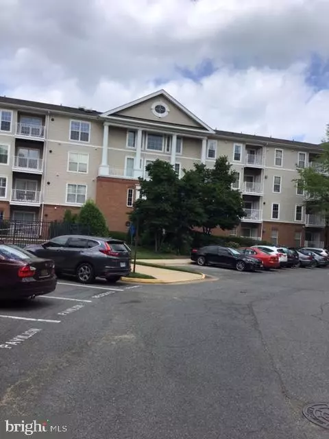 Falls Church, VA 22043,7000 FALLS REACH DR #408