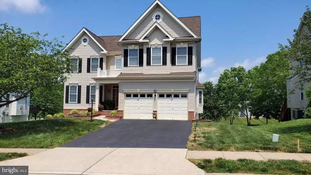 3372 OAKHAM MOUNT DR, Triangle, VA 22172