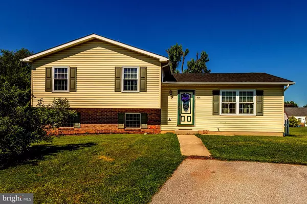 506 DARBY DR, Taneytown, MD 21787