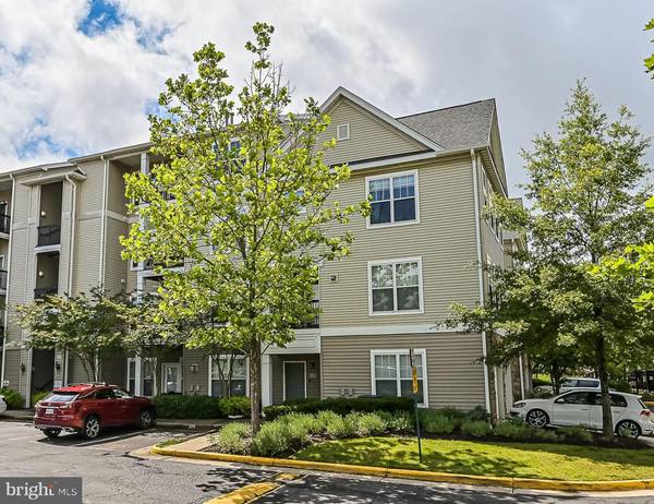 13377-F CONNOR DR, Centreville, VA 20120