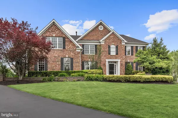 14 SYCAMORE LN, Moorestown, NJ 08057