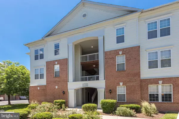 42480 ROCKROSE SQ #302, Brambleton, VA 20148