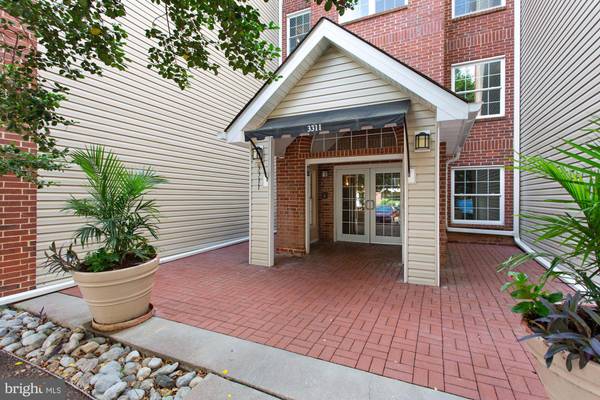 3311 WYNDHAM CIR #2192, Alexandria, VA 22302