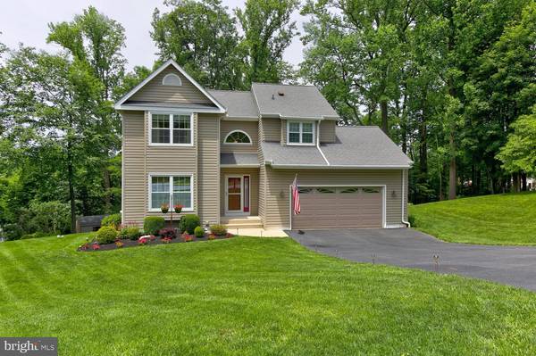 303 BALTUSROL DR, Coatesville, PA 19320