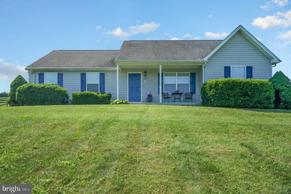 8 HEATHER WAY, Felton, PA 17322