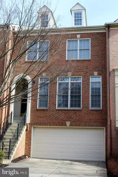 4189 LORD CULPEPER LN, Fairfax, VA 22030