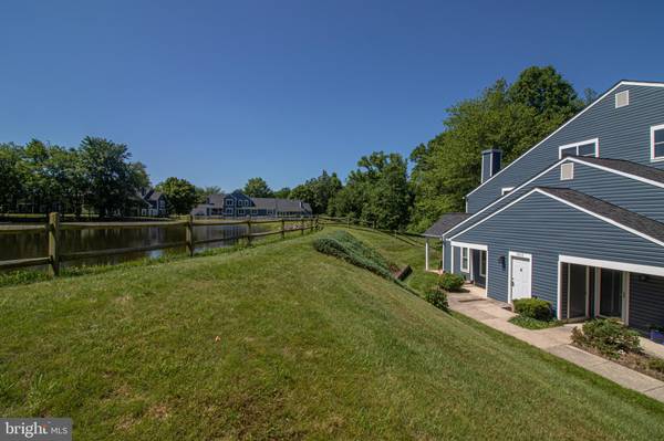 Clifton, VA 20124,5812 ORCHARD HILL CT