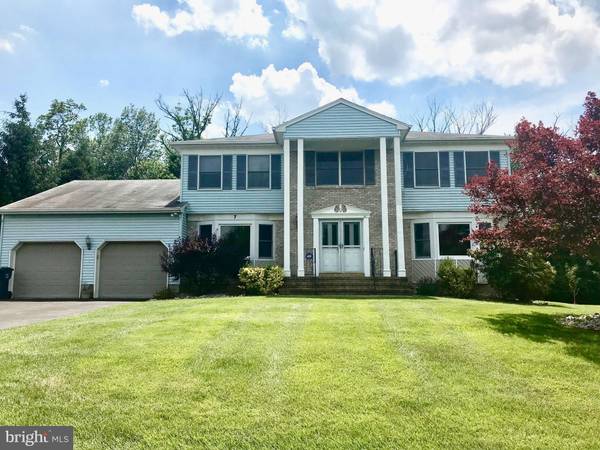 7 DIX LN, Lawrenceville, NJ 08648