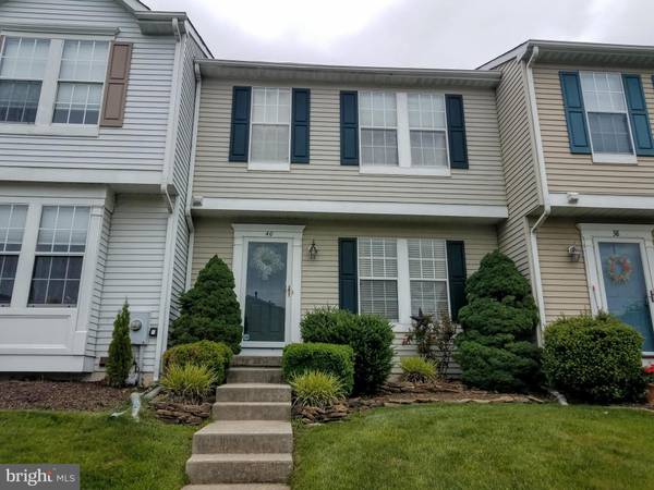 40 PEBBLE LN, Blackwood, NJ 08012